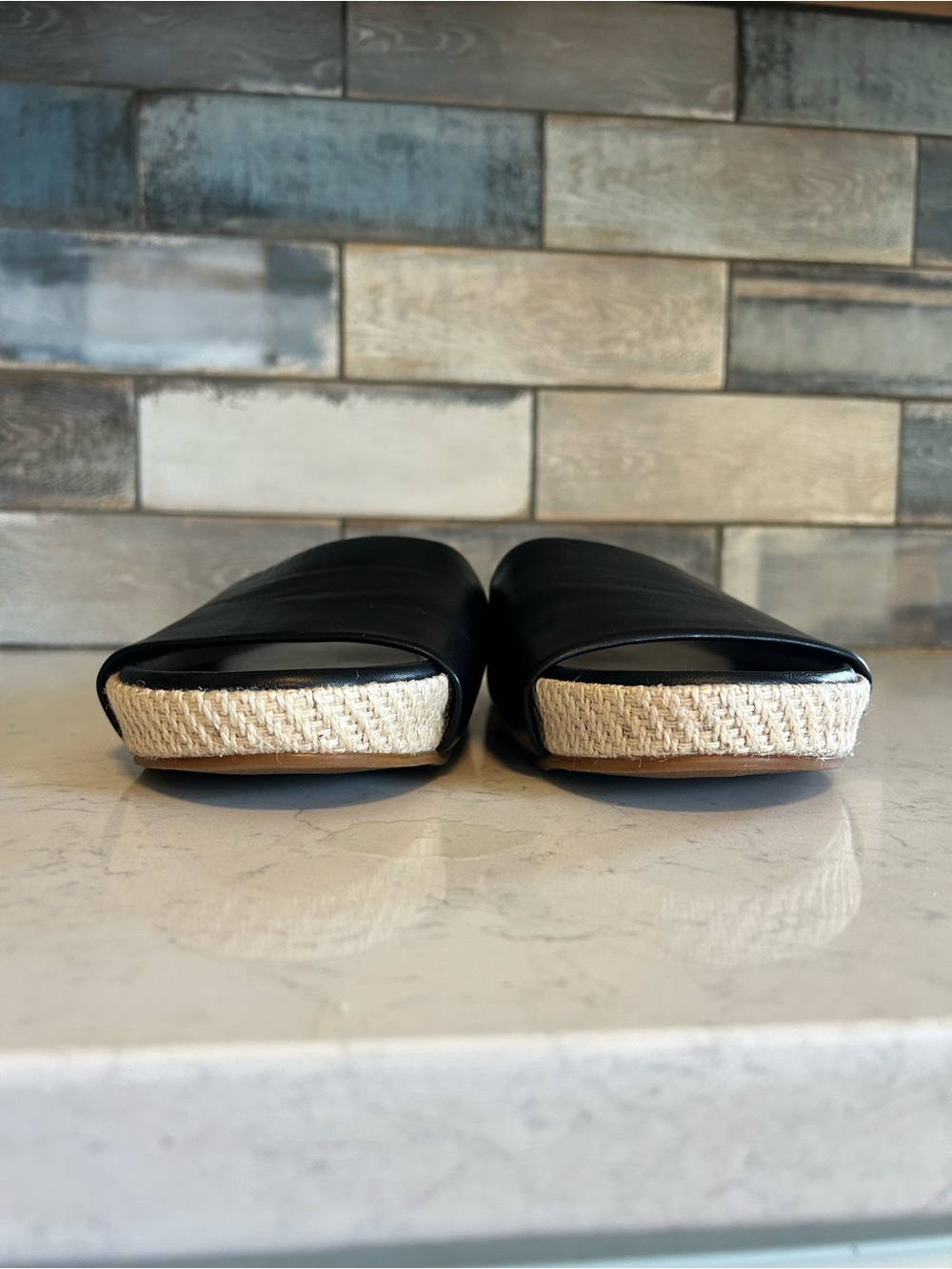Like New Beek Pelican Jute Black Leather Platform Slide Sandals - Picture 11 of 16